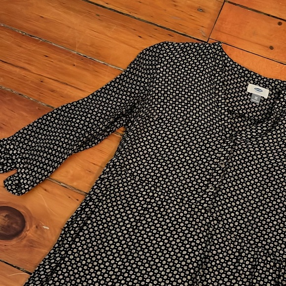 Floral print tunic dress black with white flowers. Cottage core & vintage style - Picture 2 of 5